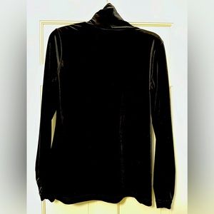 Snokins black velvet stretch turtleneck, long sleeves with ruching, Sz M